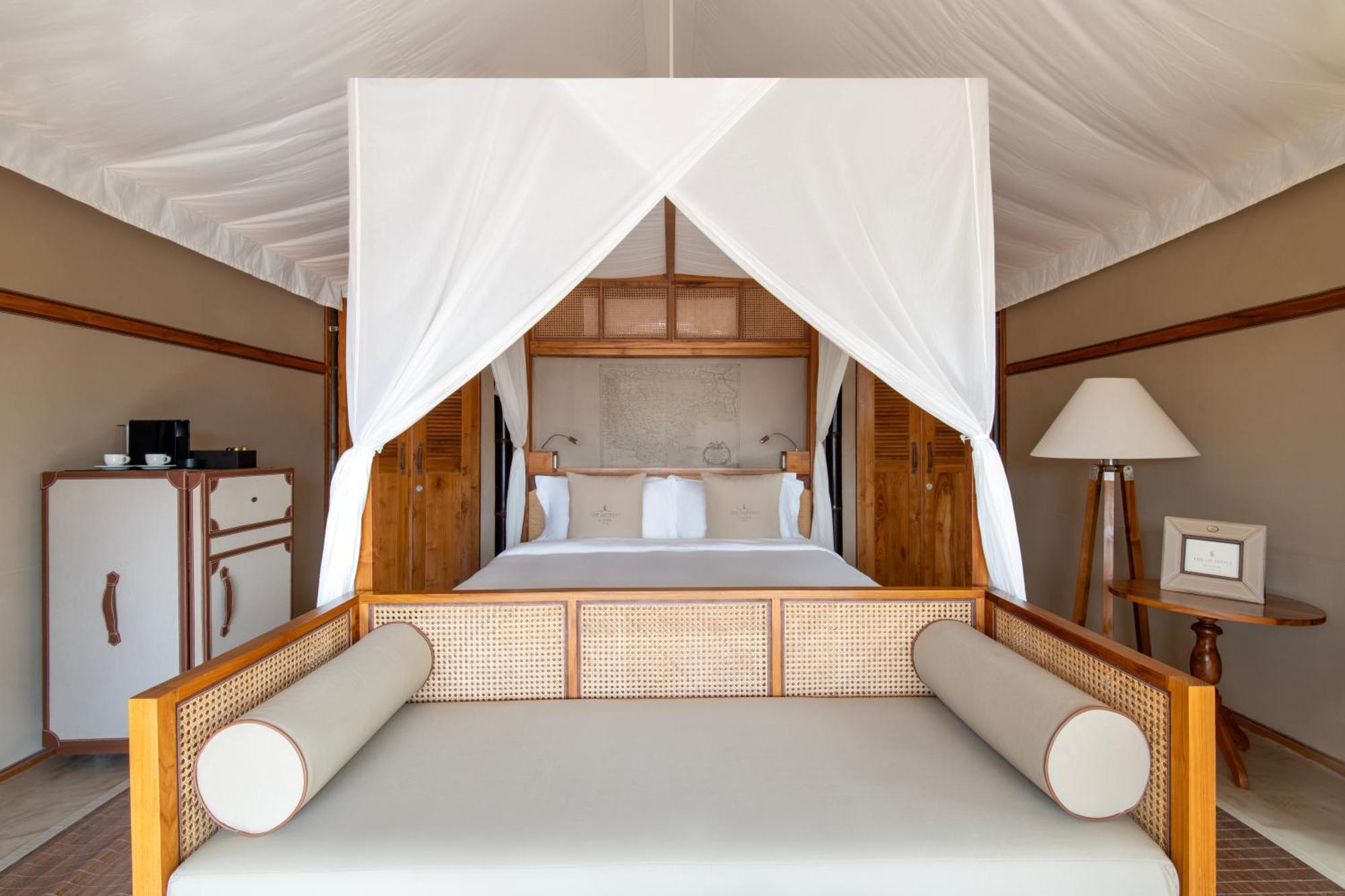 The Outpost Al Barari Camp Hotel Mesaieed Ngoại thất bức ảnh